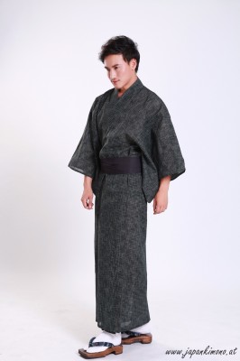 Kimono 3648