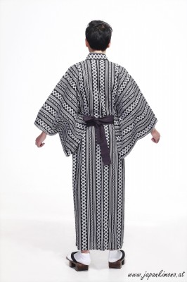 Kimono 3675