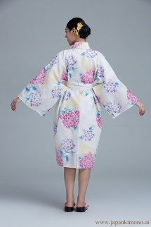 Kurzer Yukata für Damen 3812